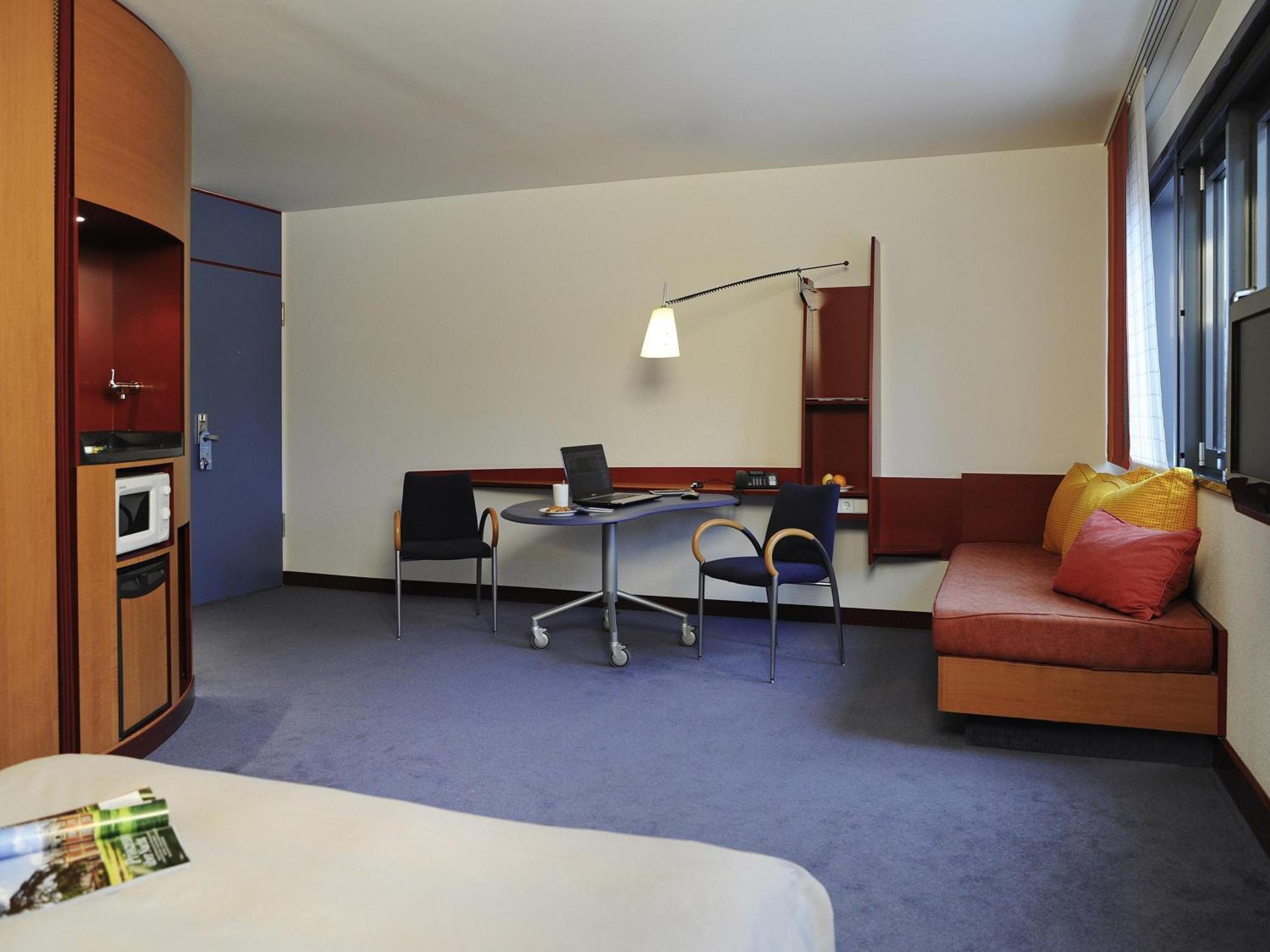 Novotel Suites Muenchen Parkstadt Schwabing — Photos 3